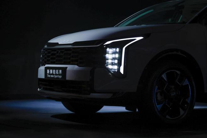 界 起亚携全明星车型闪耀广州车展瓦力游戏试玩李娜倾情代言新狮铂拓(图7)