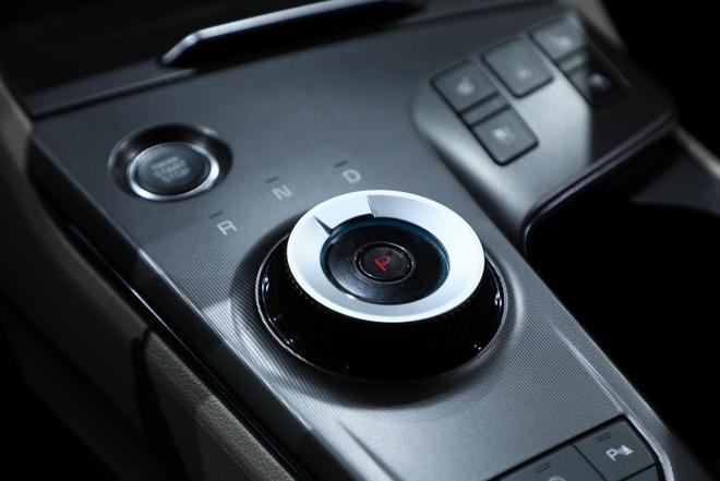 界 起亚携全明星车型闪耀广州车展瓦力游戏试玩李娜倾情代言新狮铂拓(图8)