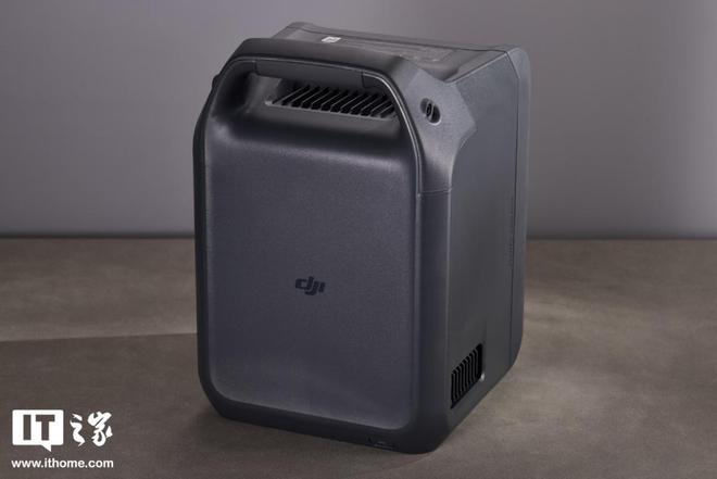 ini户外电源上手：小巧一度电夯级体验瓦力棋牌大疆Power 1000 M(图27)