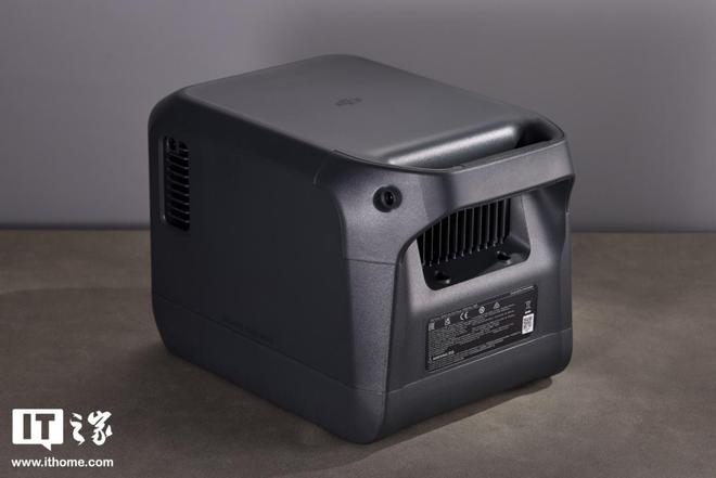 ini户外电源上手：小巧一度电夯级体验瓦力棋牌大疆Power 1000 M(图16)